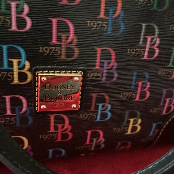Dooney & Bourke - Picture 2 of 3